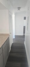 7210 N Manhattan Ave in Tampa, FL - Building Photo - Building Photo