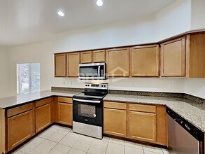 298 E Calle Puente Lindo in Sahuarita, AZ - Building Photo - Building Photo