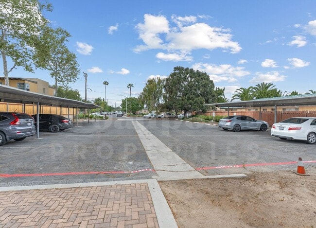 339 W 15th Ave in Escondido, CA - Building Photo - Building Photo