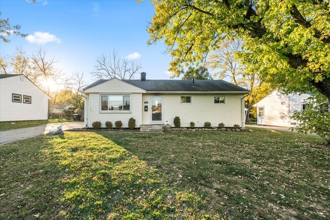 property at 2021 Pittsfield St