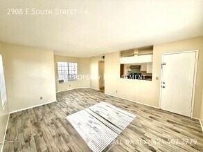 2908 E South St in Long Beach, CA - Building Photo - Building Photo