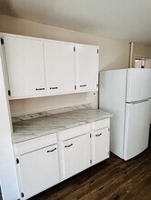 14 Chatham St, Unit 1 in Nassau, NY - Building Photo - Building Photo