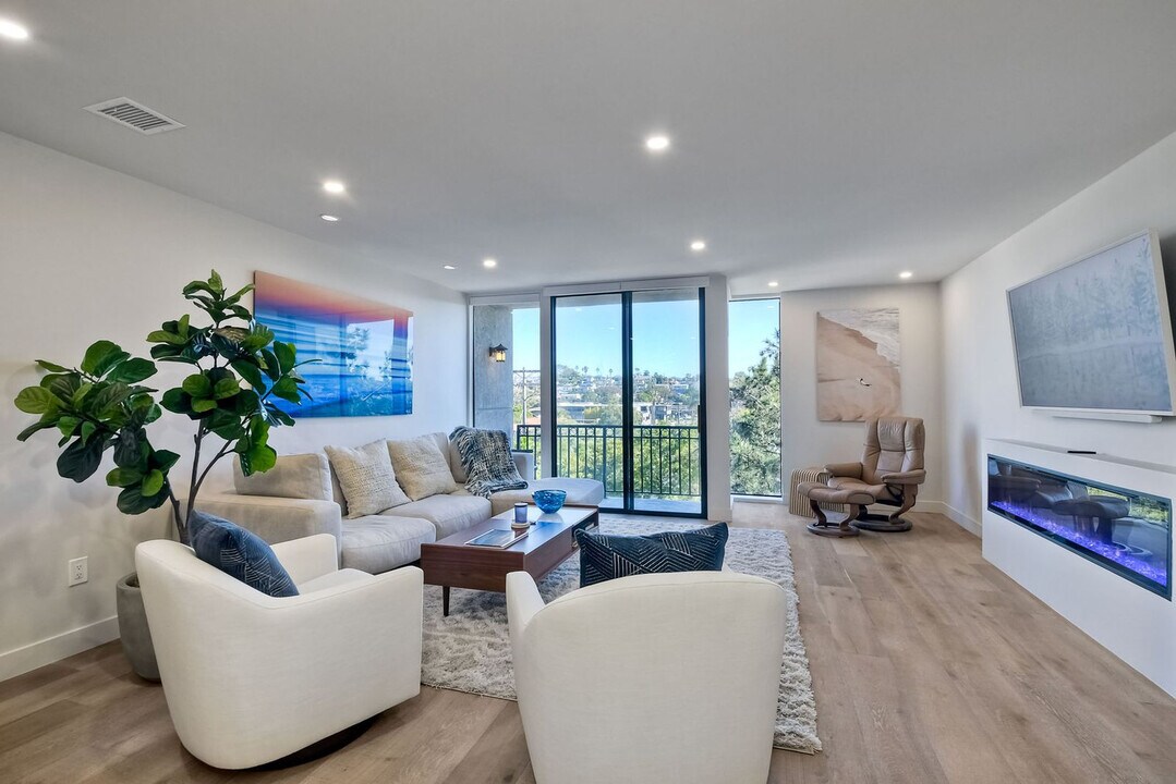916 Sealane Dr-Unit -ID1248653P in Encinitas, CA - Foto de edificio