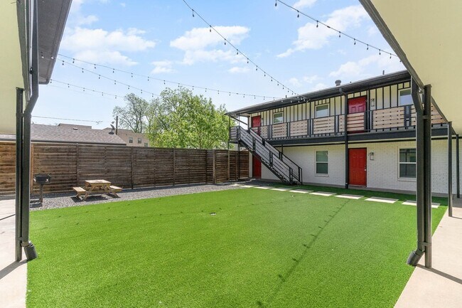 property at 5708 Hudson St