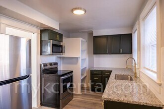 17 S 17th St in Kansas City, KS - Building Photo - Building Photo