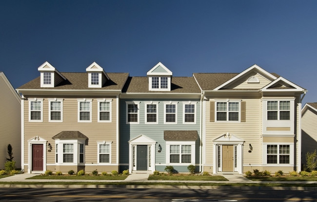 Fort Eustis Family Homes in Fort Eustis, VA - Building Photo - Building Photo