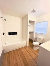 317 N Elm St in Mart, TX - Building Photo - Building Photo
