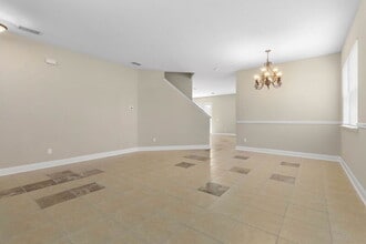 23 London Dr in Palm Coast, FL - Building Photo - Building Photo