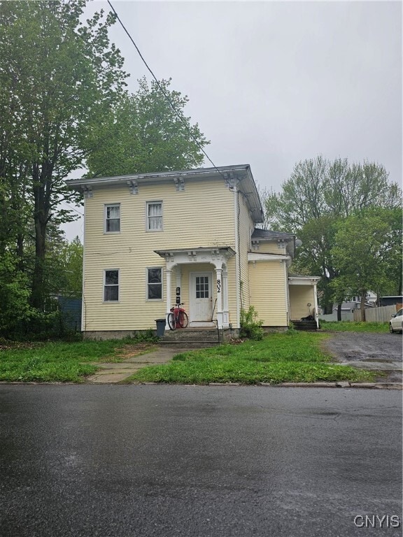 property at 802 Franklin St