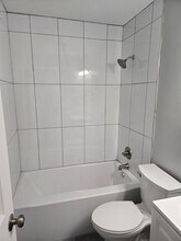 1014 Bratton Ave-Unit -Unit 6 in Marseilles, IL - Building Photo - Building Photo