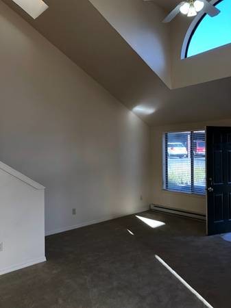 2008 NE Patterson Ct in Bend, OR - Building Photo - Building Photo