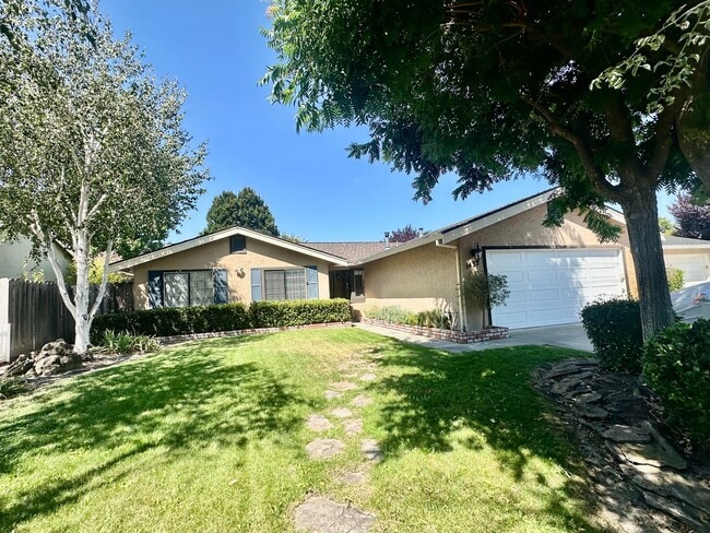 1433 Bay Tree Dr in Gilroy, CA - Building Photo - Building Photo