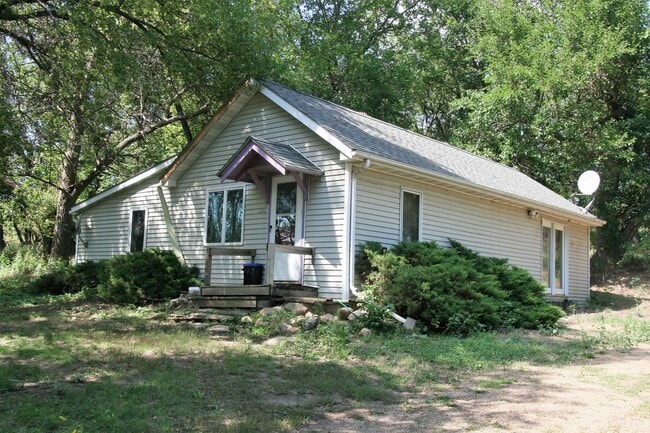 47132 311th St in Burbank, SD - Building Photo - Building Photo