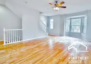 2320 W Adams St, Unit Unit 5 in Chicago, IL - Building Photo - Building Photo