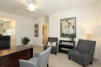 Dover Run Apartments in Dover, PA - Building Photo - Interior Photo