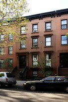 142 Amity St Apartments