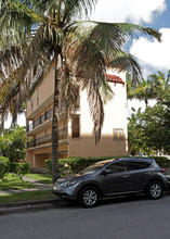 211 Sidonia Ave in Coral Gables, FL - Building Photo - Building Photo