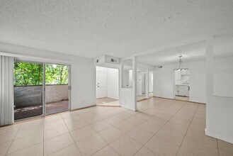 22647 Margarita Dr in Los Angeles, CA - Building Photo - Building Photo