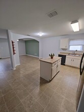 11123 Pecan Canyon in San Antonio, TX - Building Photo - Building Photo