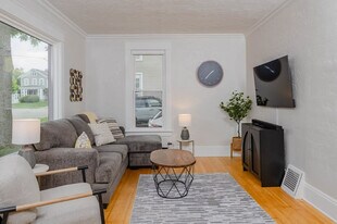 710 E Franklin St in Appleton, WI - Building Photo