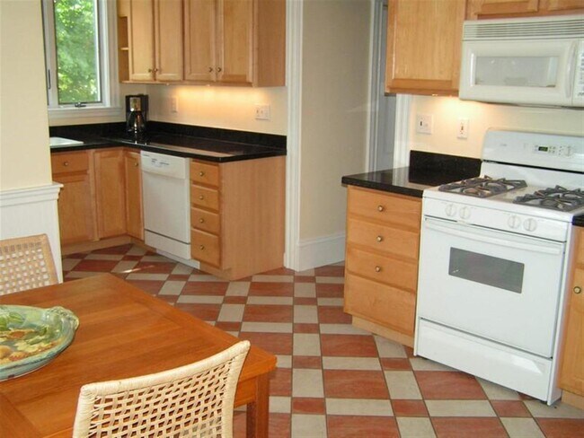property at 80 Holland St