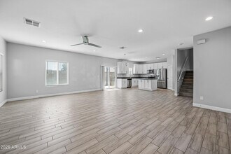 1013 E Odeum Ln in Phoenix, AZ - Building Photo - Building Photo