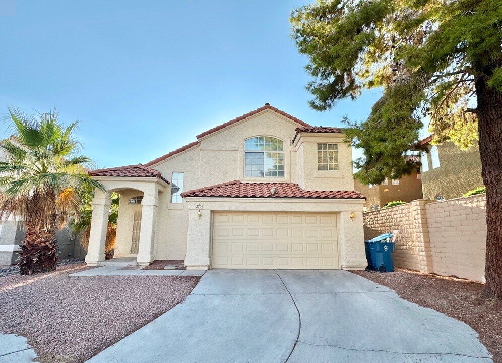 2701 Brienza Way in Las Vegas, NV - Building Photo