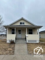 201 N Pine St in Norfolk, NE - Building Photo