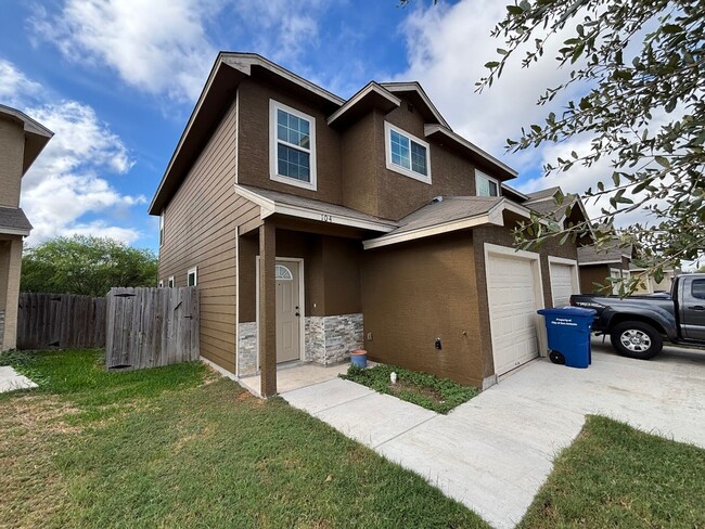 6506 Melanzane Ave in San Antonio, TX - Building Photo - Building Photo