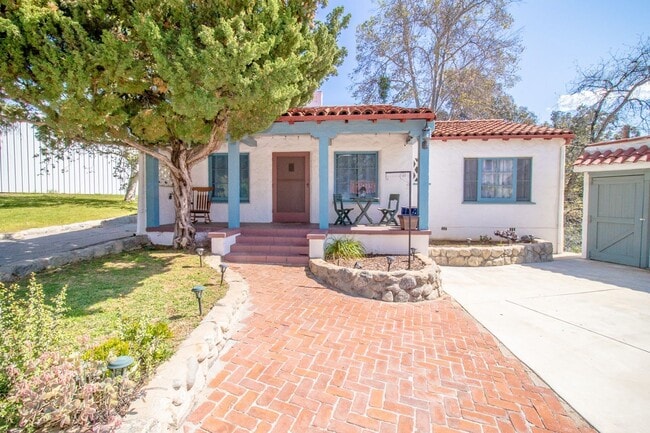 1454 Pacific St in Redlands, CA - Building Photo - Building Photo