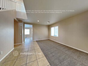 7930 Severn Valley St in Las Vegas, NV - Foto de edificio - Building Photo