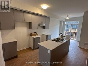 783 Kootenay Path in Oshawa, ON - Building Photo - Building Photo