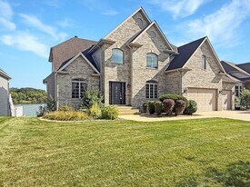 443 Hilbrich Dr in Schererville, IN - Building Photo