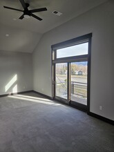 1122 Stoneridge Dr, Unit 3 in Bozeman, MT - Foto de edificio - Building Photo