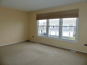 247 Nantucket 247 in Schaumburg, IL - Building Photo - Building Photo