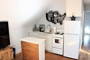 644 Brownwood Ave SE in Atlanta, GA - Building Photo