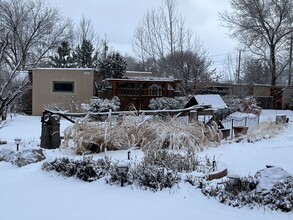 2835 W Alameda St, Unit #1 Sanctuary in Santa Fe, NM - Building Photo - Building Photo