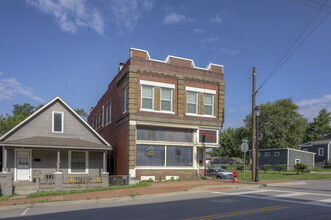 503 Barnett Ave in Kansas City, KS - Foto de edificio - Building Photo