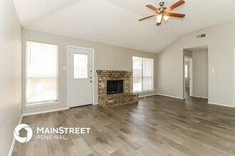 6111 Inks Lake Dr in Arlington, TX - Building Photo - Building Photo