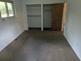 862 Waycross Rd in Cincinnati, OH - Building Photo