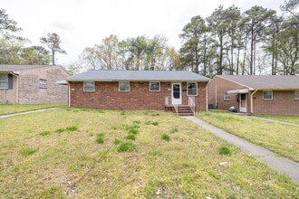 314 Prince Albert Ave in Colonial Heights, VA - Building Photo - Building Photo