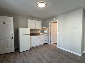 40 Center St in Easton, MA - Building Photo - Building Photo