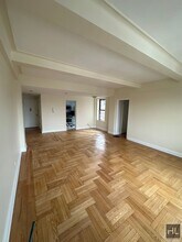 WEST 79 STREET in New York, NY - Building Photo - Building Photo
