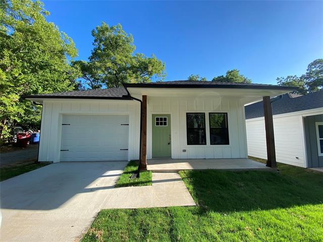 property at 513 E Heron St