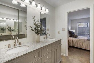 209 14th St NE, Unit 108 in Atlanta, GA - Building Photo - Building Photo