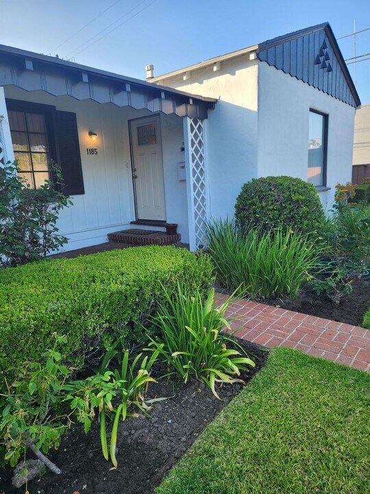 1185 Hauser Blvd in Los Angeles, CA - Building Photo