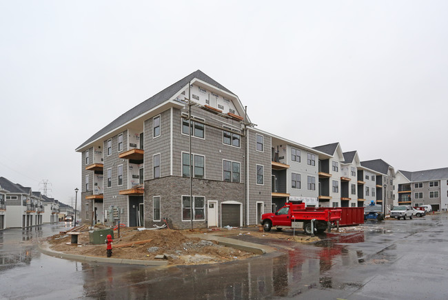 The Pointe - Phase II in Columbus, OH - Building Photo - Building Photo