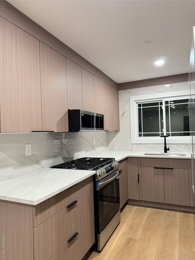 property at 15 Valerie Dr