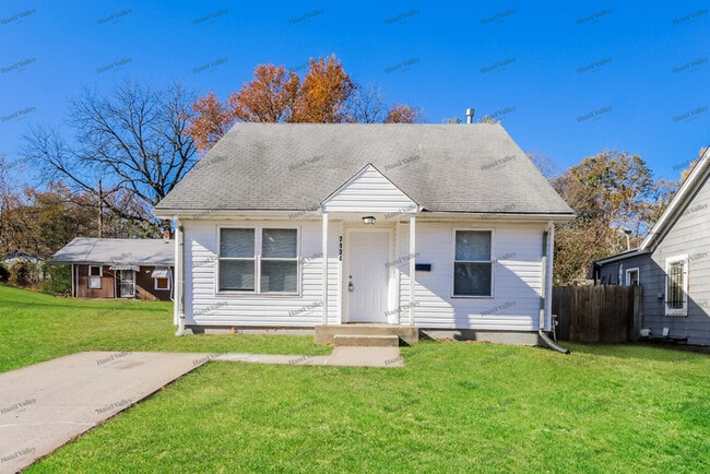 property at 7134 Agnes Ave