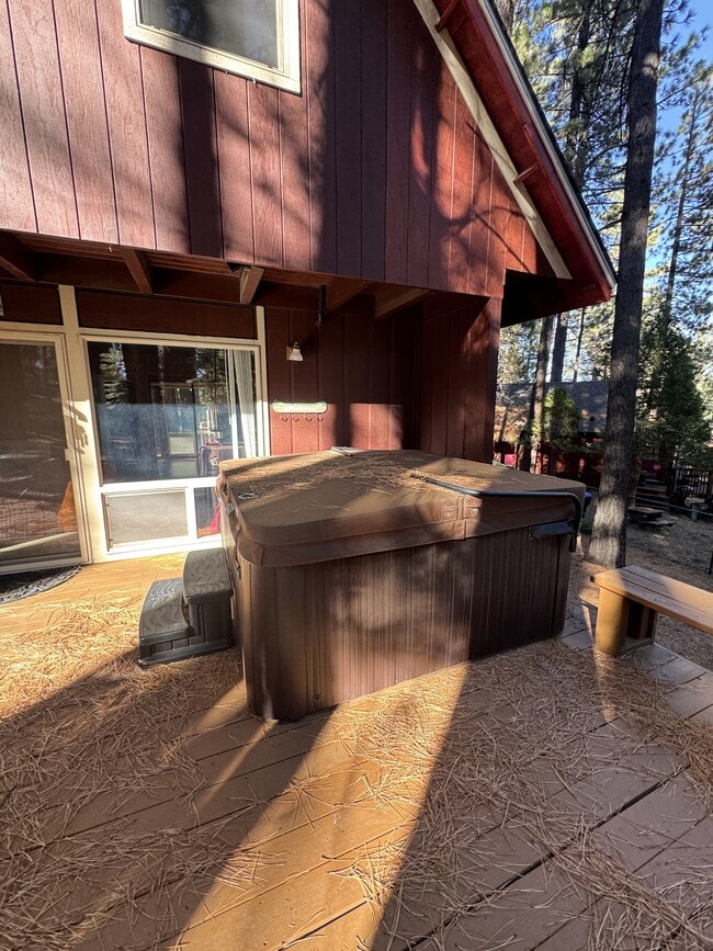 860 Gardner St in South Lake Tahoe, CA - Building Photo - Building Photo